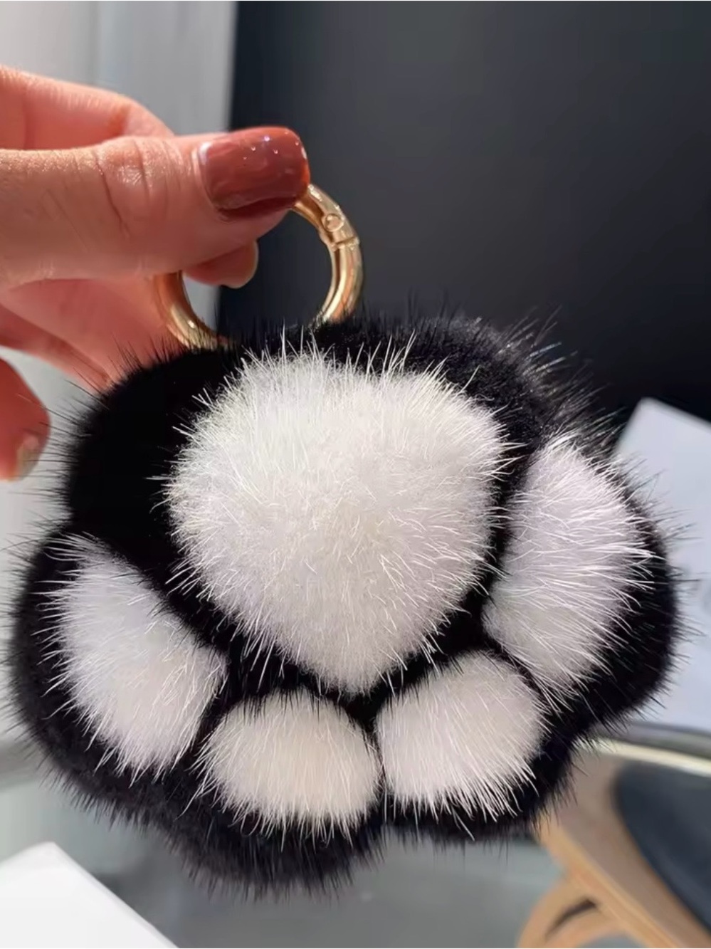 Fluffy Paw Keychain with Gold Ring